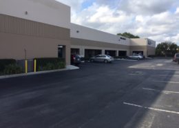 Flamingo Commerce Center
